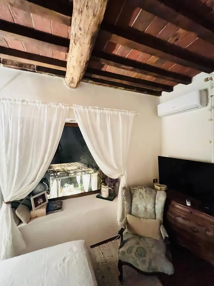 Cottage Lucca In Love Cappella